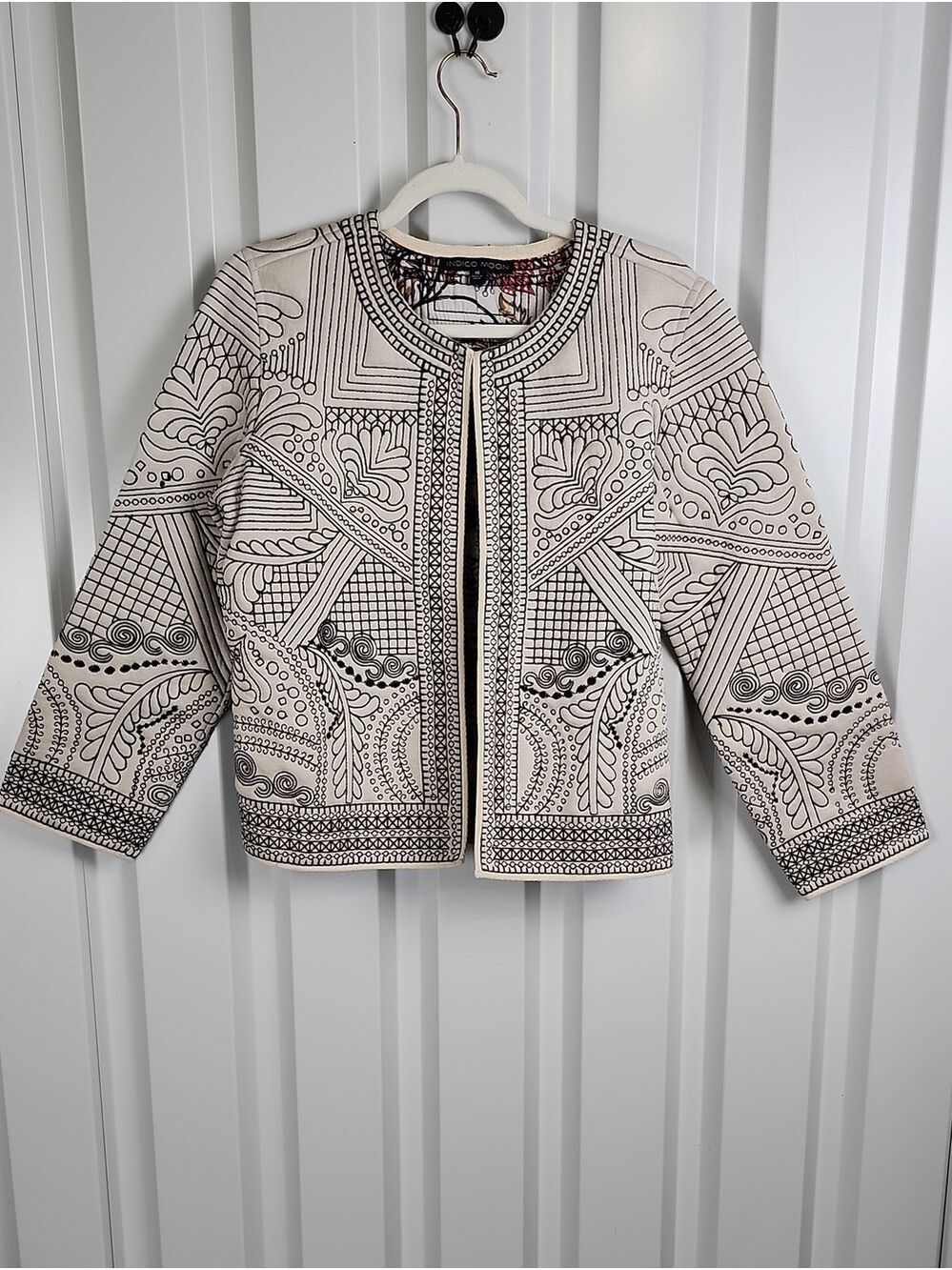Indigo Moon Quilted Jacket Beige Black Colorful Interior Medium Coastal Cowgirl - Picture 1 of 8